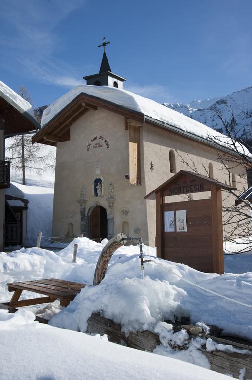 Le Refuge De Montgesin Villa La Plagne Room photo